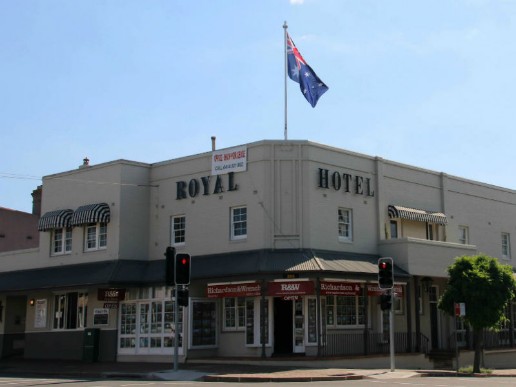 Royal-Hotel-3