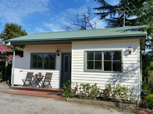 Westering Cottage Dog Friendly Accommodation In Wandin North