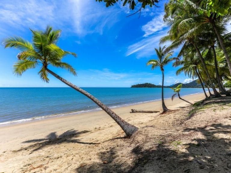 Clifton Beach 86 768x576