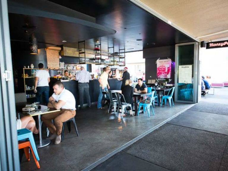 Money Penny Dog Friendly Bar 1 768x576