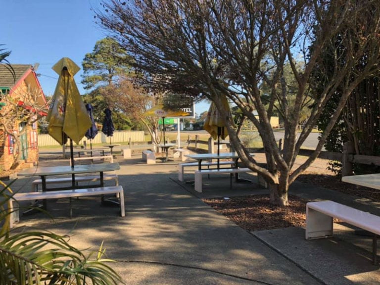 The Golden Dog Dog Friendly Pub 1 86 768x576