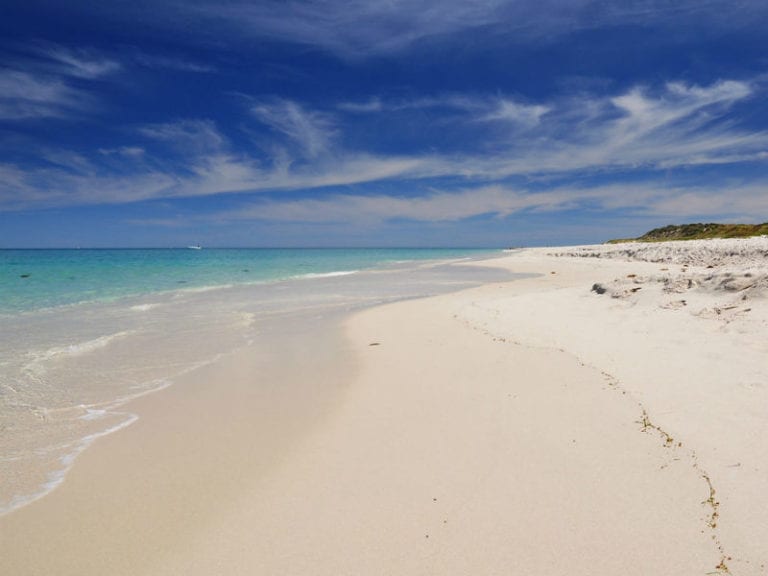 Quinns Rocks Beach 86 768x576
