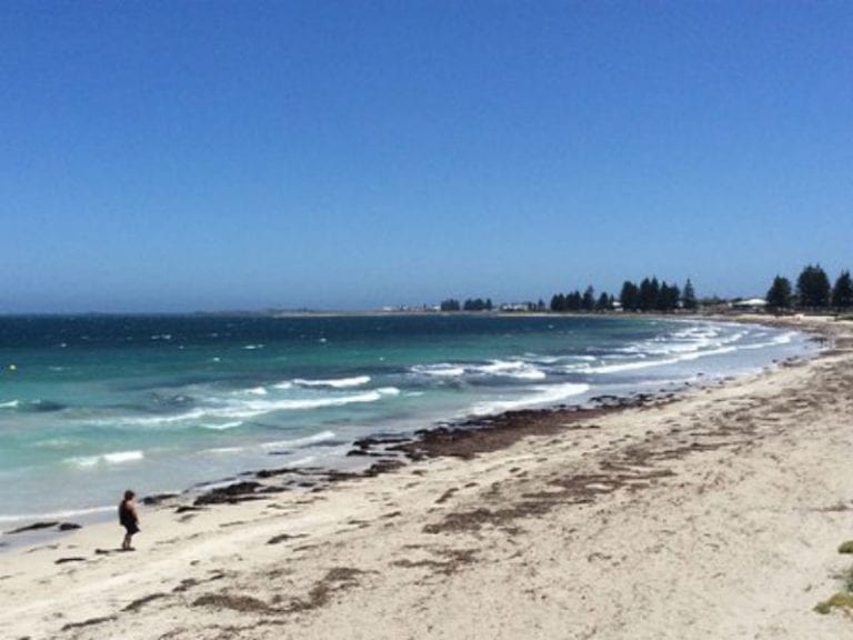 Waikiki Beach 86 768x576