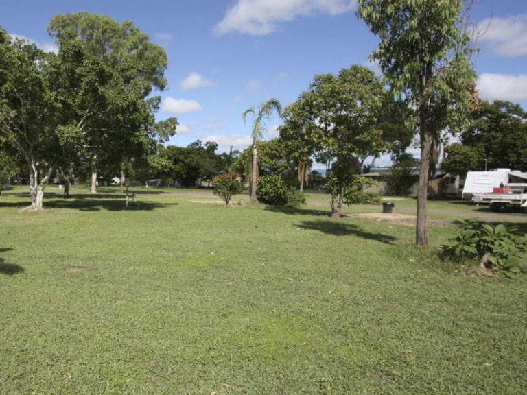 Bluewater Caravan Park 86 768x576