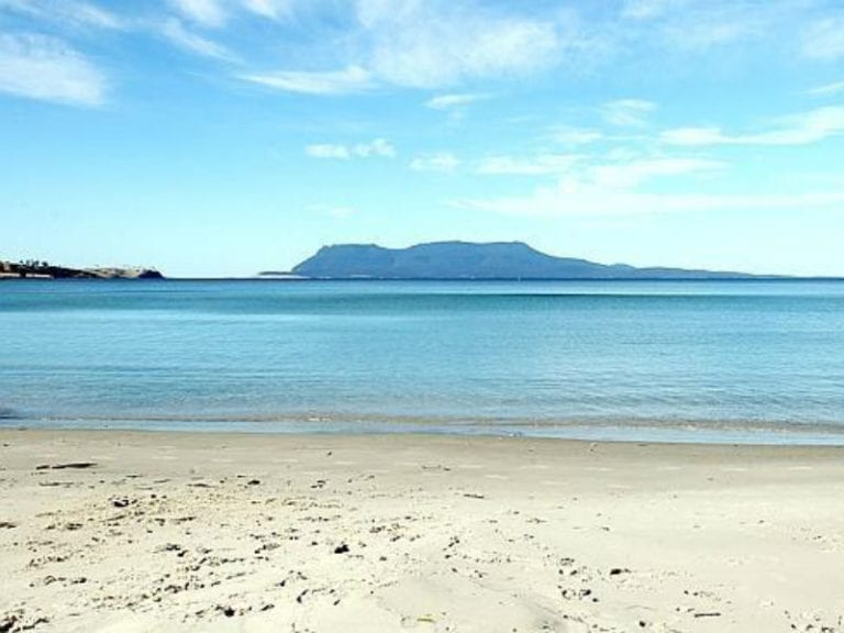 Raspins Beach 86 768x576