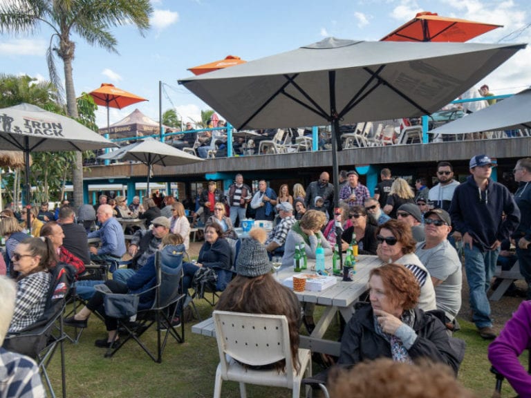 Woodgate Beach Hotel 768x576