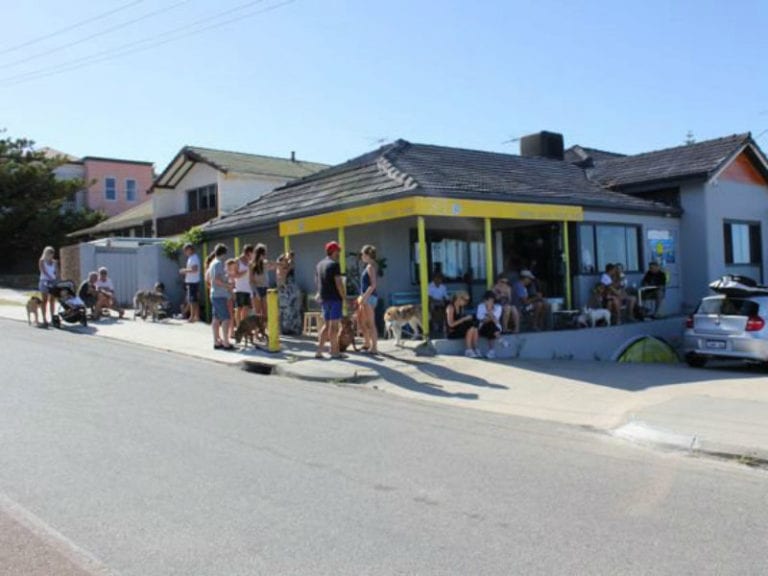 Yelo Dog Friendly Cafe in Trigg 86 768x576