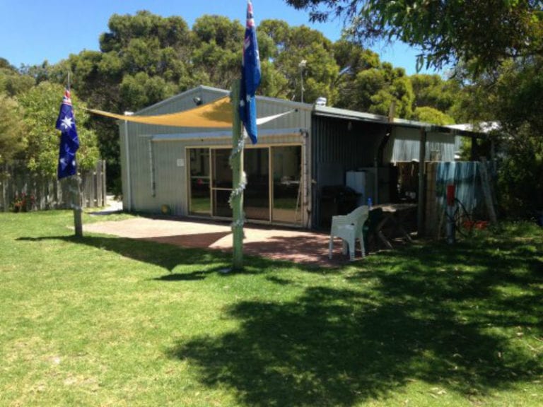 Lake St Clair Naturist Retreat 86 768x576