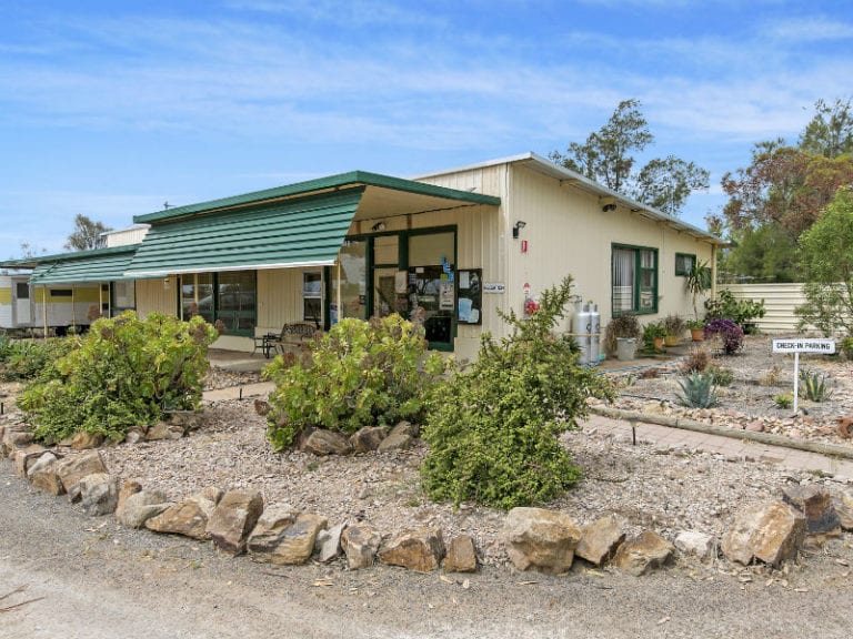 Rangeview Caravan and Cabin Park 8 6 768x576