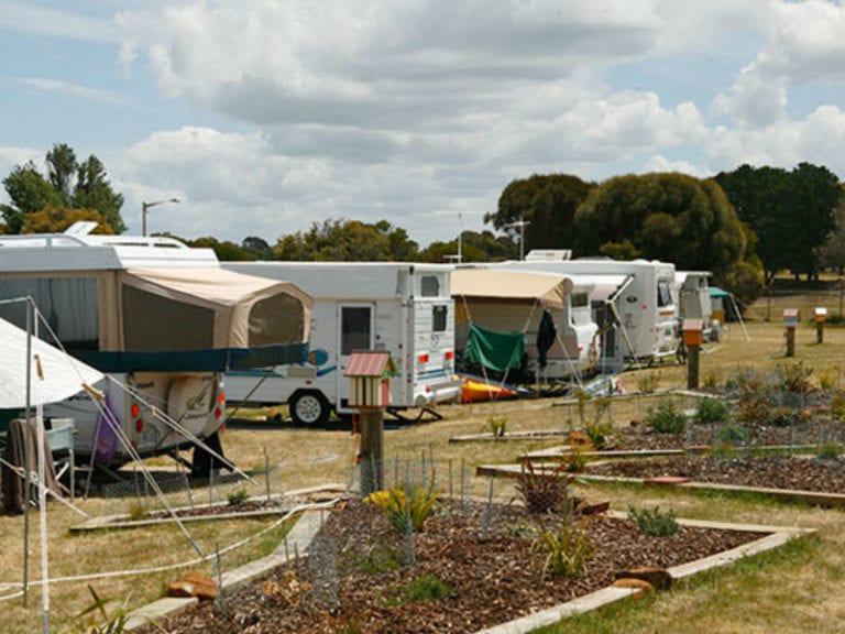 beach retreat tourist park 8 6 768x576