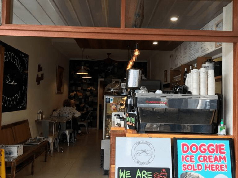 Frenchies Cafe 768x576