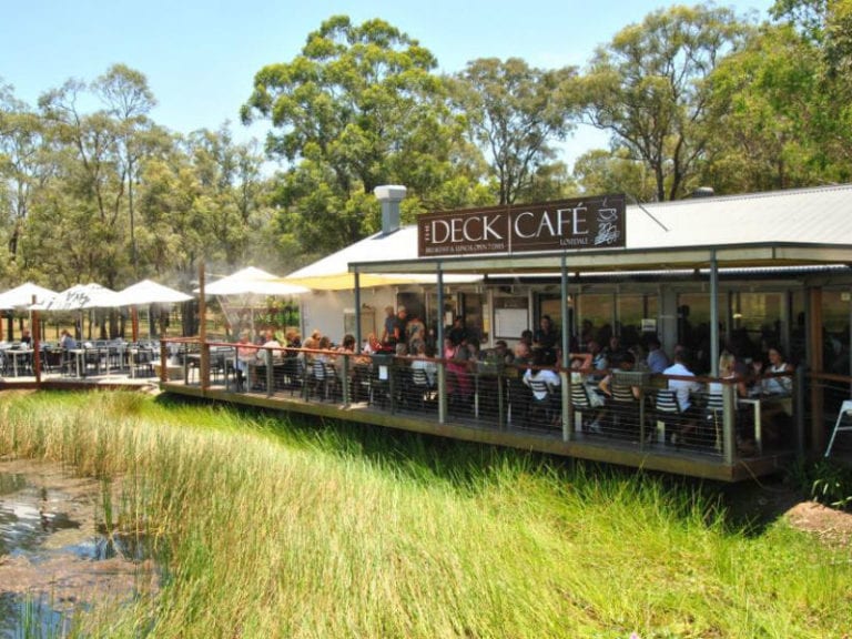 Deck Cafe 1 86 768x576