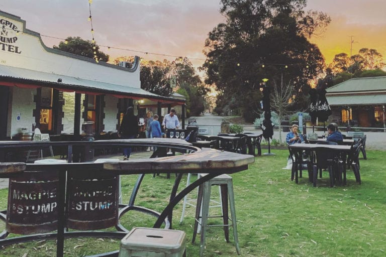 Magpie Stump 1 768x512