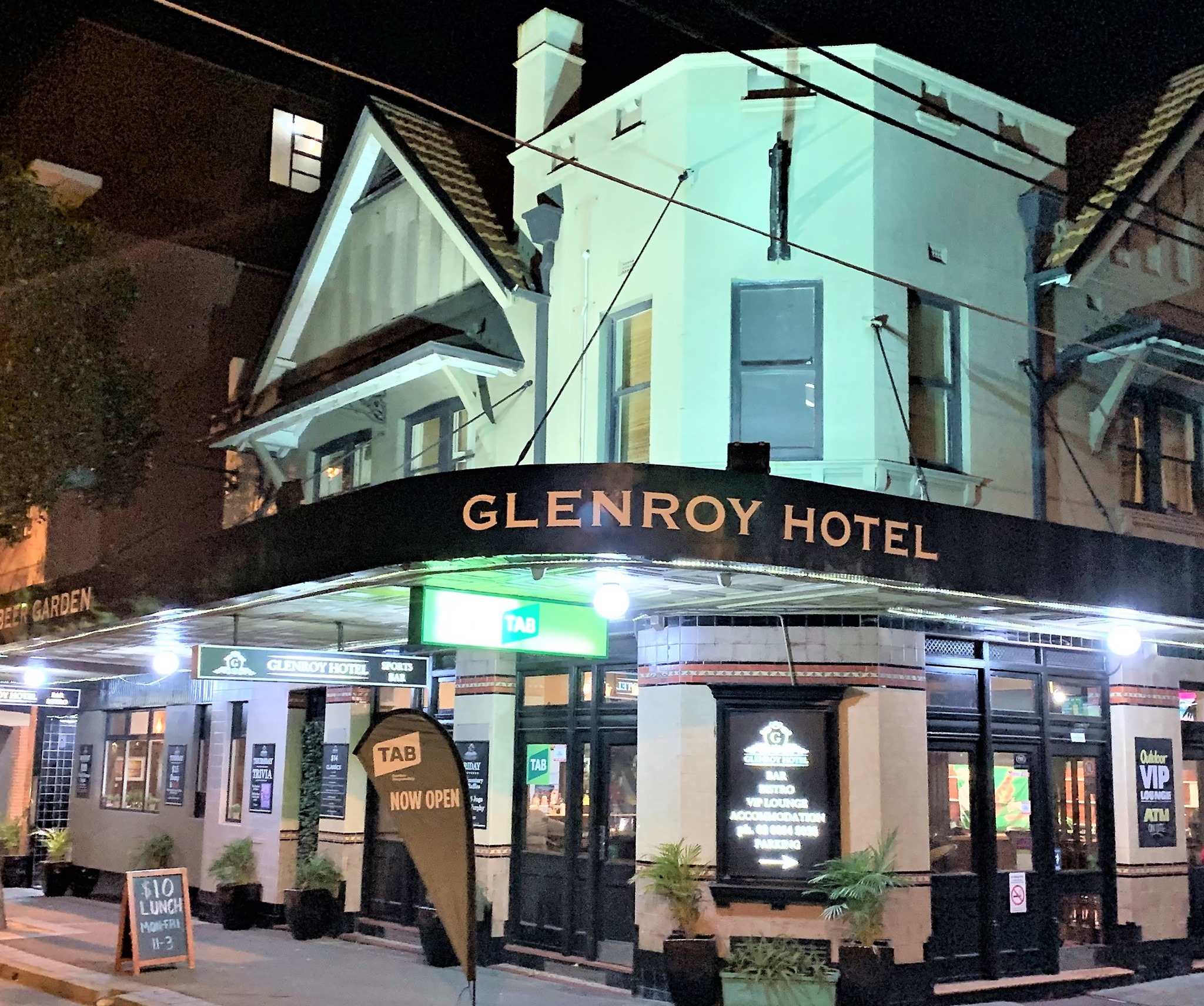 Glenroy Hotel