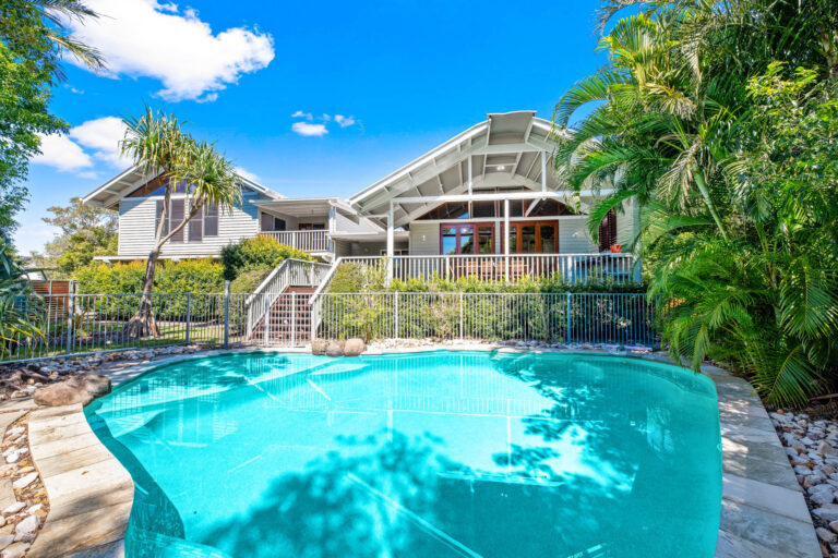 serenity dog friendly accommodation 17 768x512