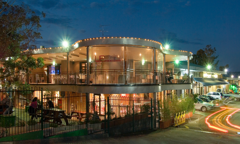 Castle Hill Tavern 2 106 768x461