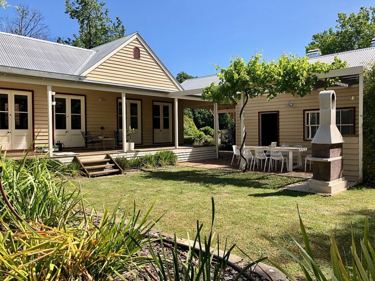 sunday house dog friendly accommodation 2 768x576