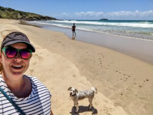 PXL 20221229 0123399892 300x225