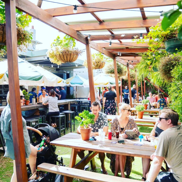 Young Street Hotel 2 768x768