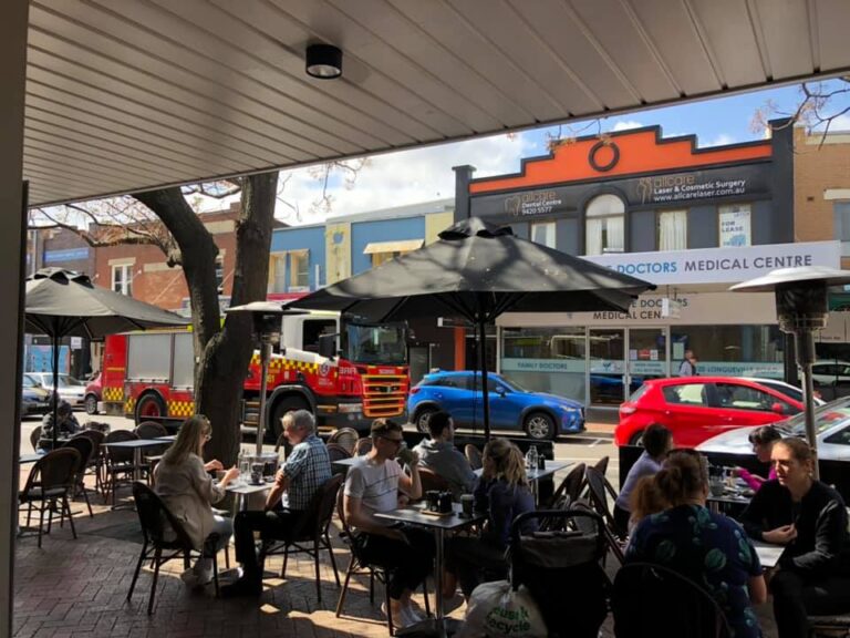 Old Quater Cafe 2 768x576