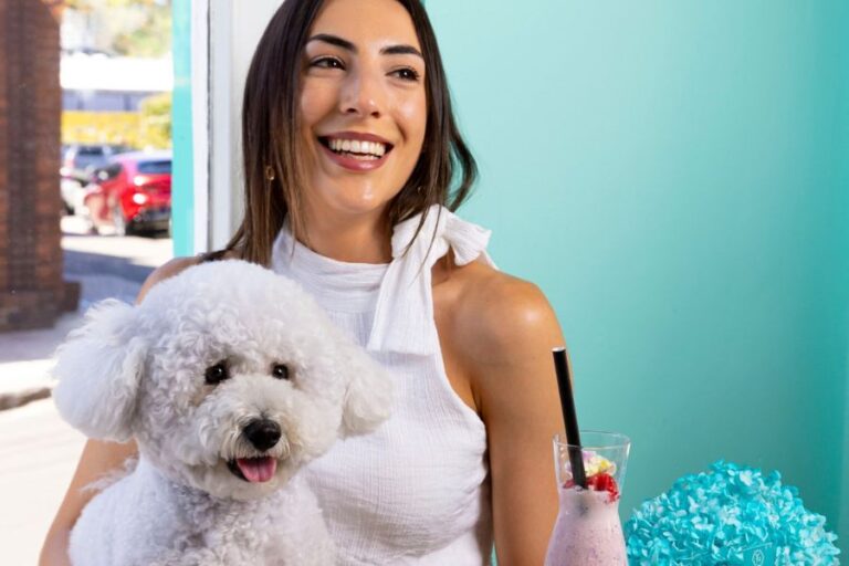 Tiny Giant 3 768x512