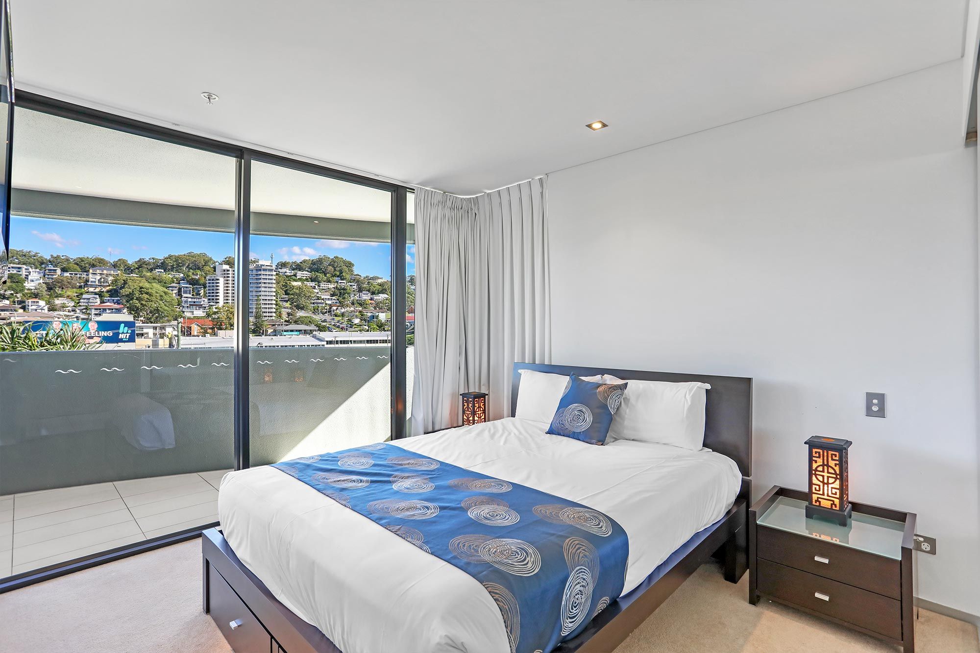 Burleigh Heads Accommodation 1BR Media 4