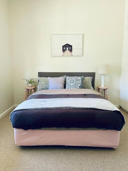 Cottage On A Large Sunny Block 12