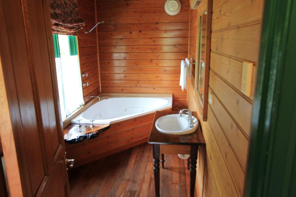 Kerrelie Cottages 14