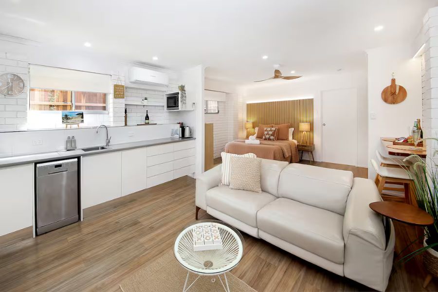 Pawfect Coastal Escape NEW 101