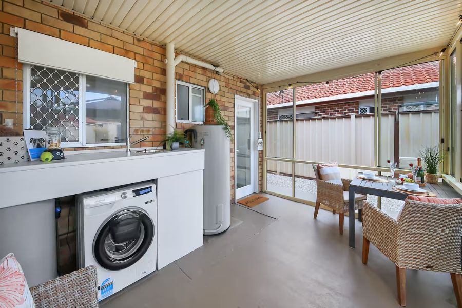 Popular Central Studio NEW SET 103