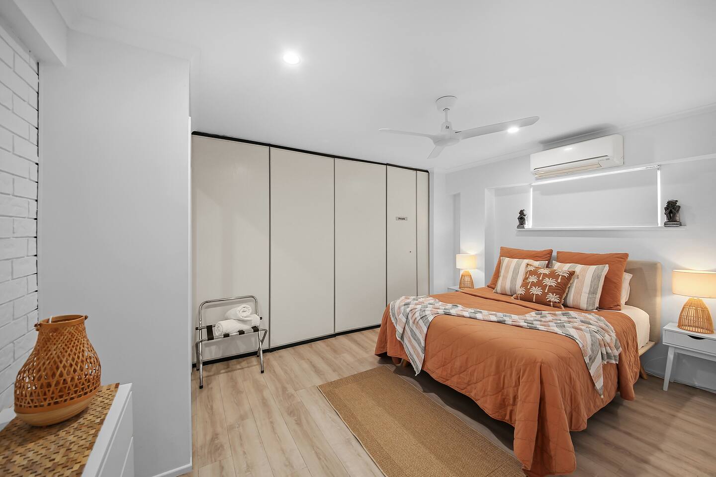 Popular Central Studio NEW SET 14