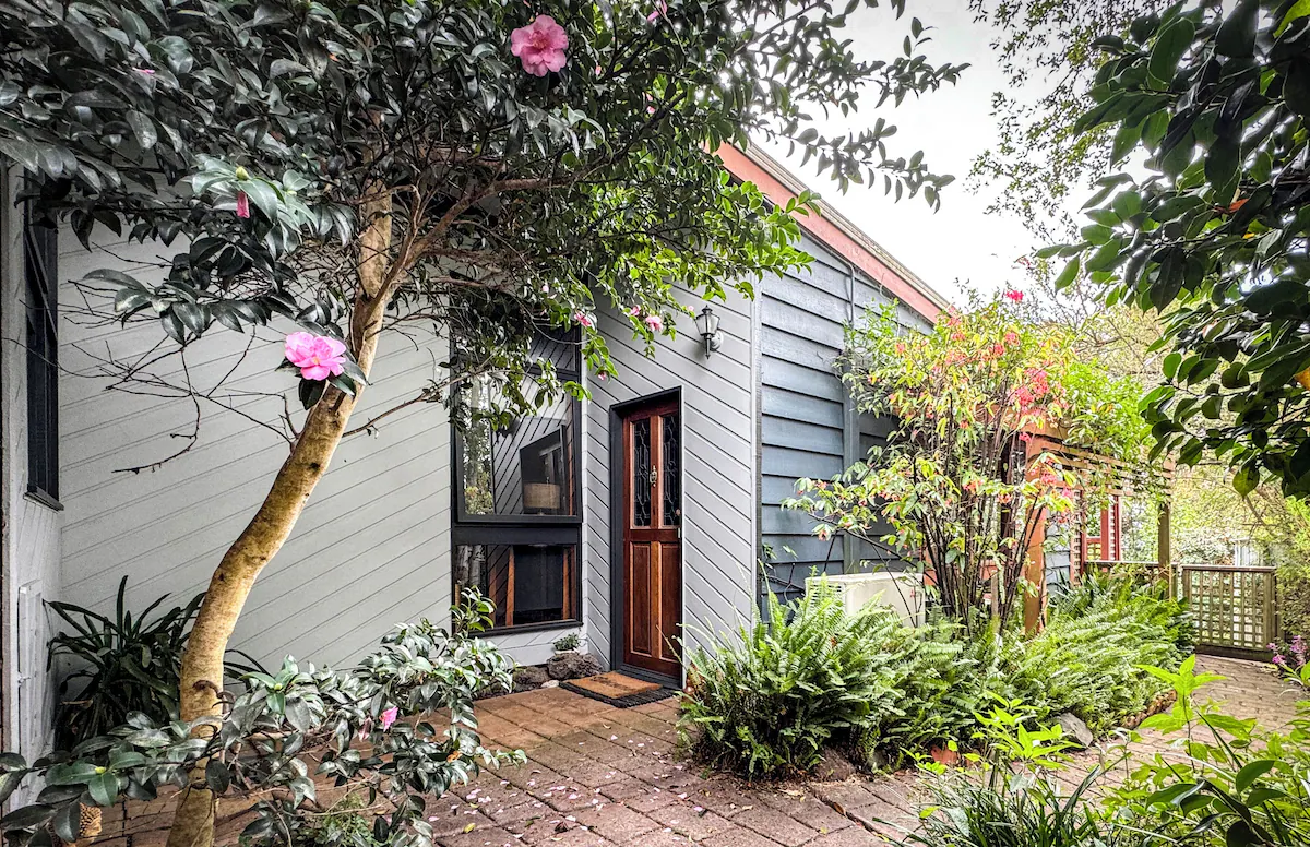 Anchorage Cottage 12