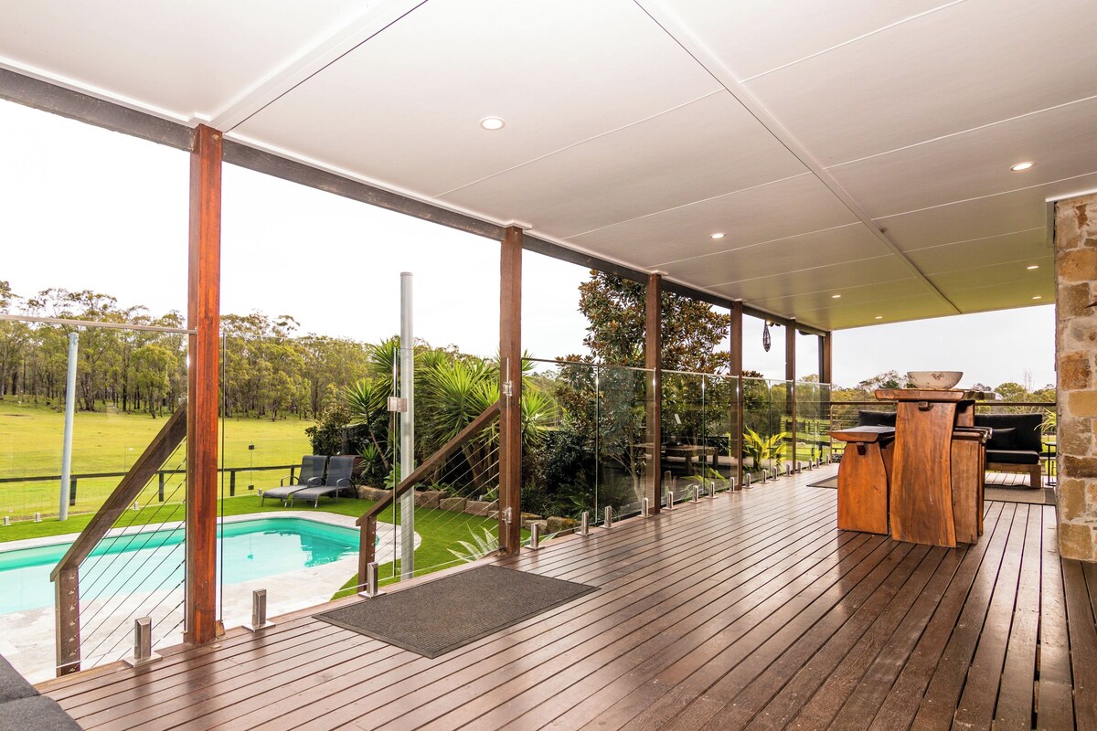 Lindsay Hideaway NEW 11