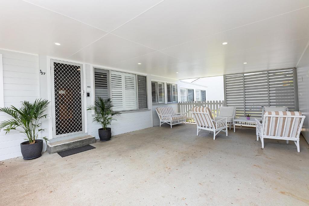Tuncurry Cottage 12