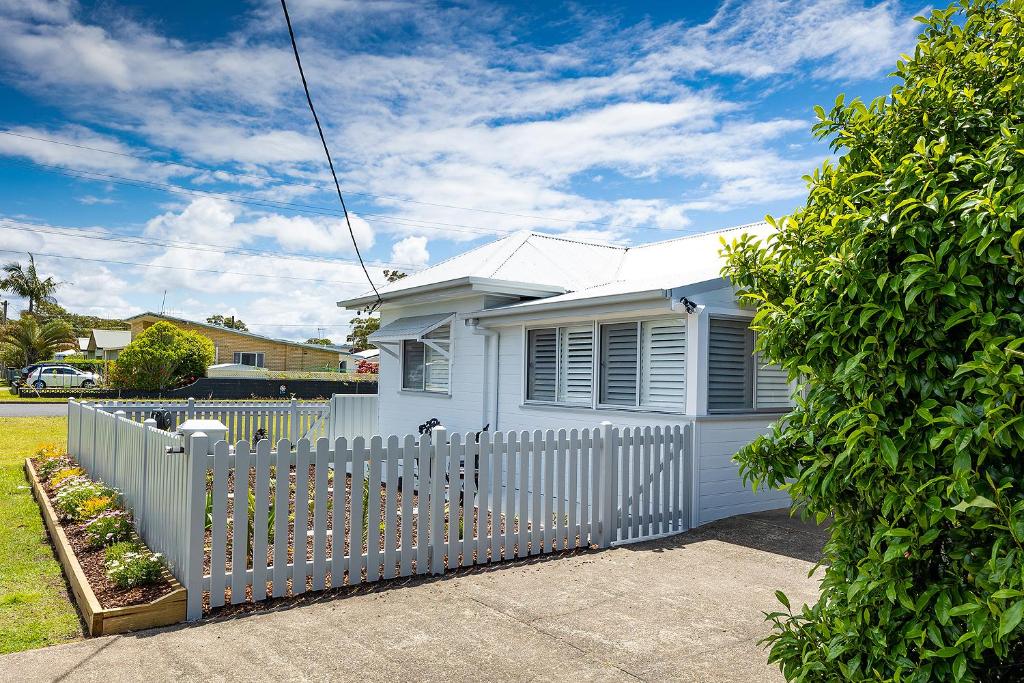 Tuncurry Cottage 14