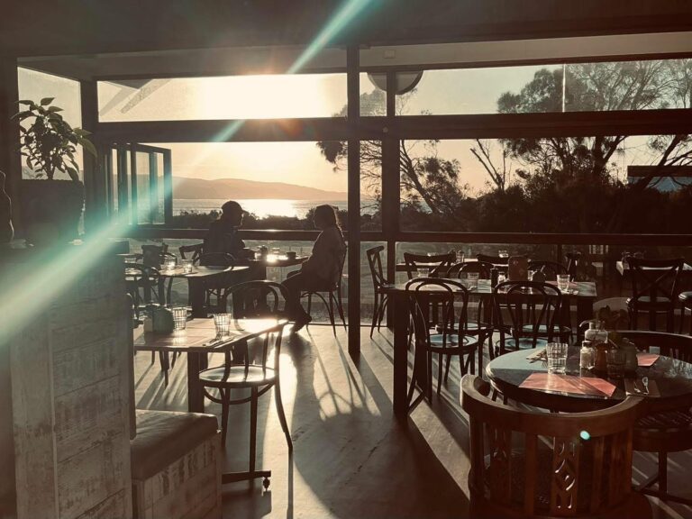 Coco Cafe Apollo Bay 1 768x576