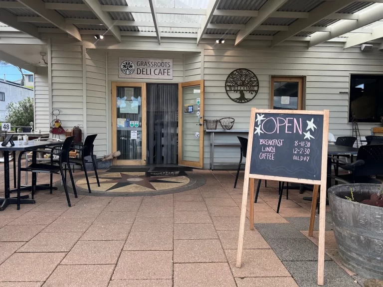 Grassroots Deli 3 768x576