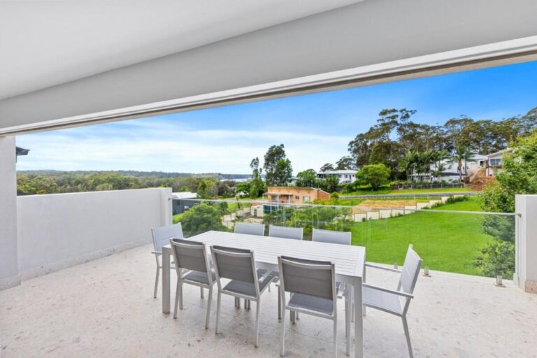 Marlies at Long Beach 13 768x512