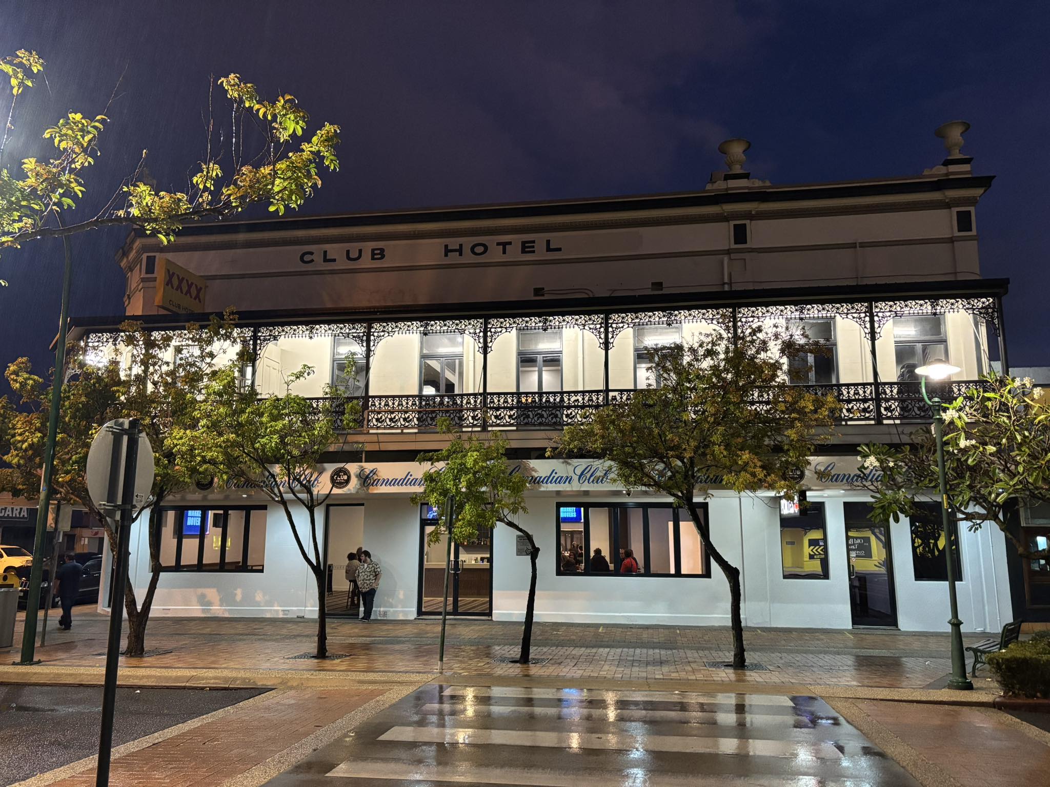 Club Hotel 1