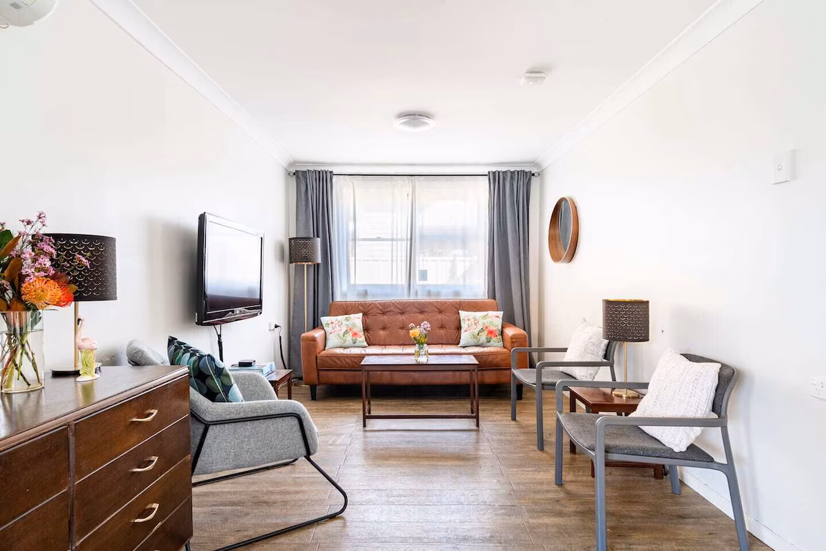 Flamingo House 12