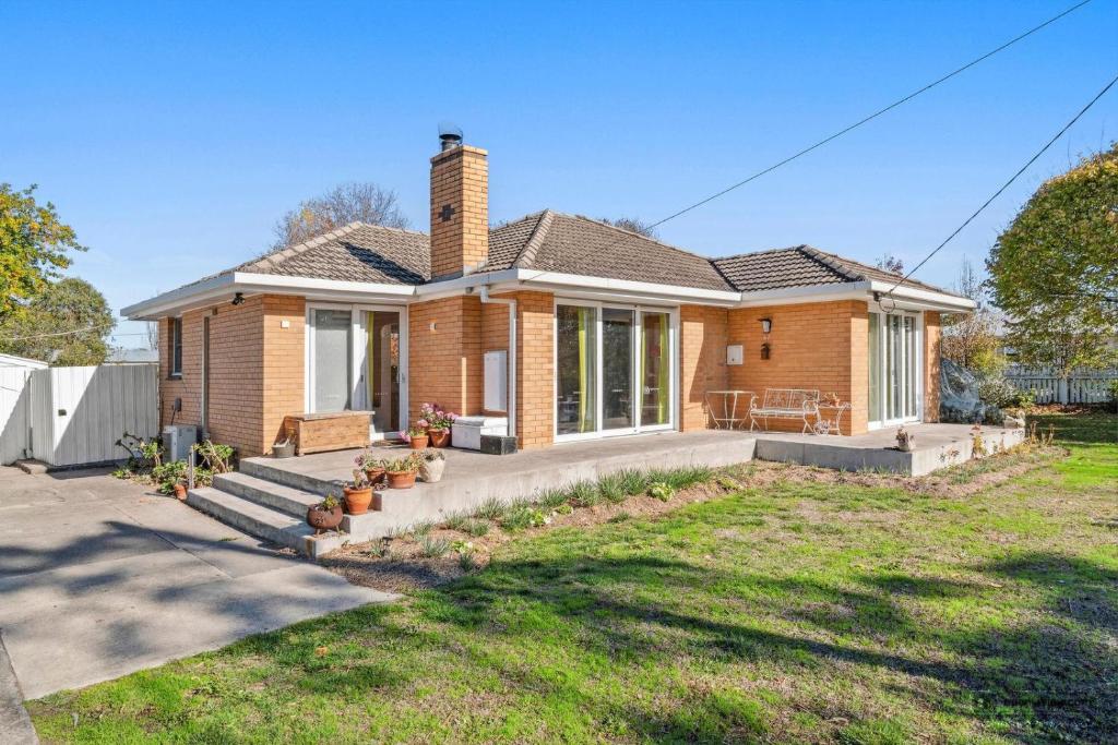 1960s Theme House 6