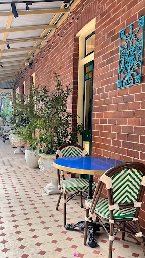 Gardeners Lodge Roseville 2